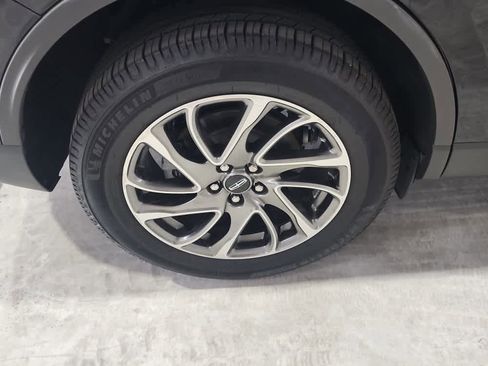 Used 2021 Lincoln Corsair FWD image 13