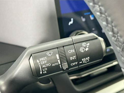Used 2025 Lexus GX 550 AWD/4WD image 20