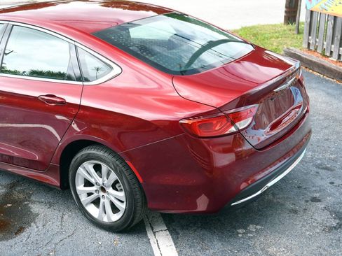 Used 2015 Chrysler 200 Limited FWD image 10