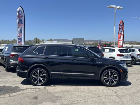 Certified 2024 Volkswagen Tiguan SEL R-Line AWD/4WD image 28