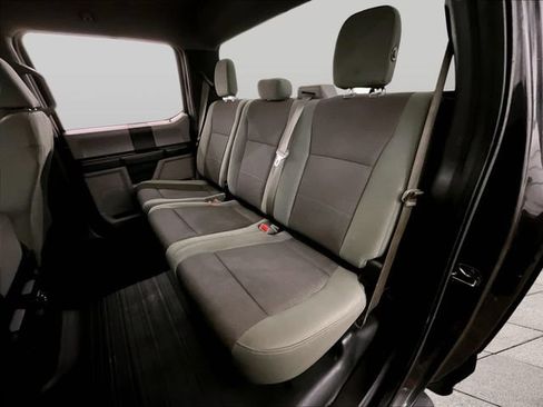 Used 2015 Ford F150 XL w/ Equipment Group 101A Mid AWD/4WD image 26