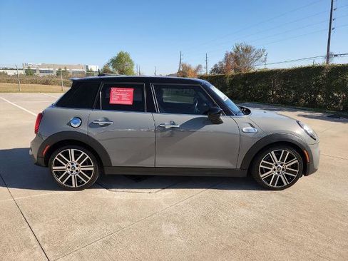 Used 2020 MINI Cooper S image 4