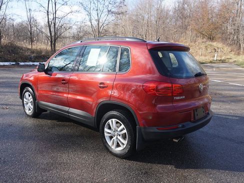 Used 2016 Volkswagen Tiguan S image 3