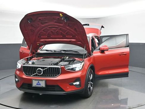 Used 2023 Volvo XC40 B5 Plus w/ Driver Assist Package image 52