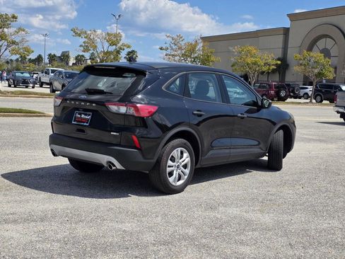 Used 2020 Ford Escape S image 5