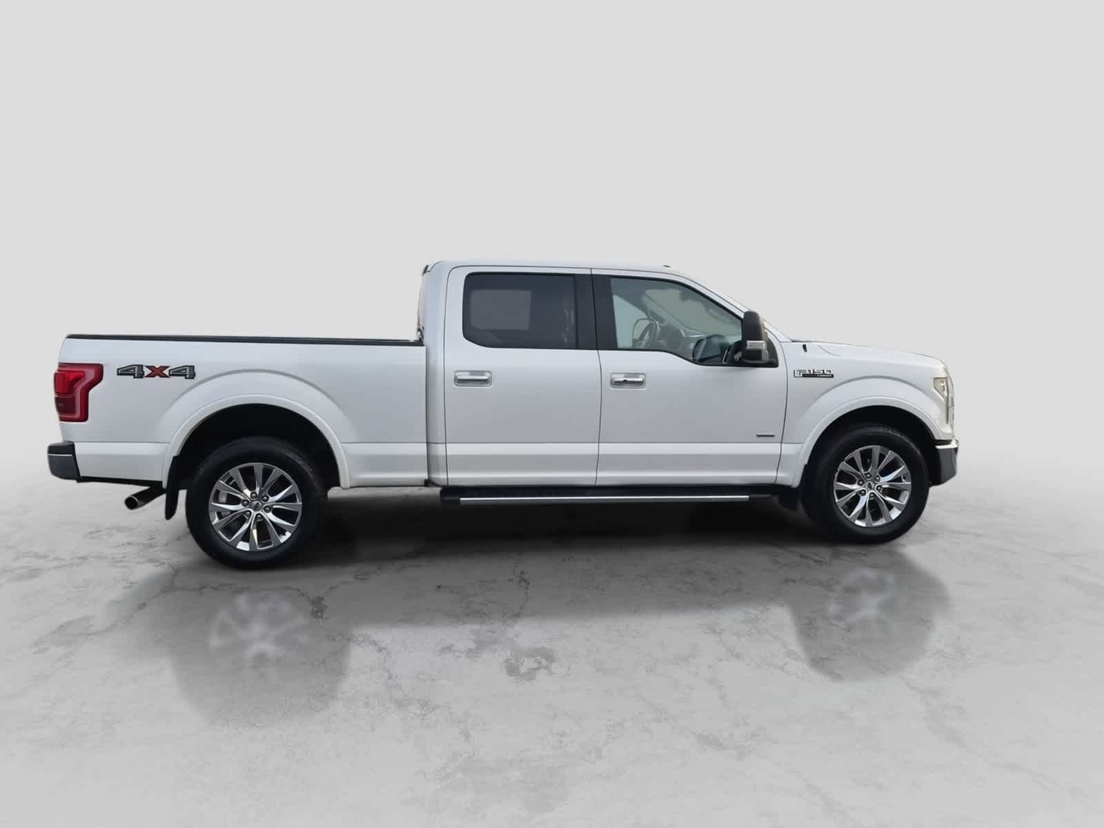 Used 2016 Ford F150 Lariat w/ Equipment Group 502A Luxury AWD/4WD image 9