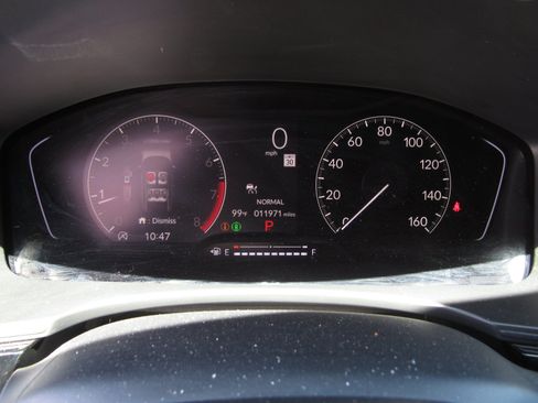 Used 2025 Honda Civic Sport image 24