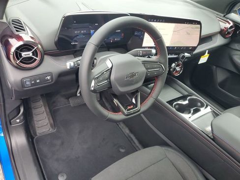 New 2026 Chevrolet Blazer EV RS image 18