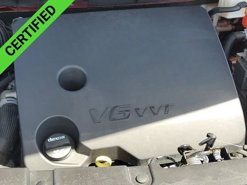 Certified 2023 Chevrolet Traverse LT FWD image 30
