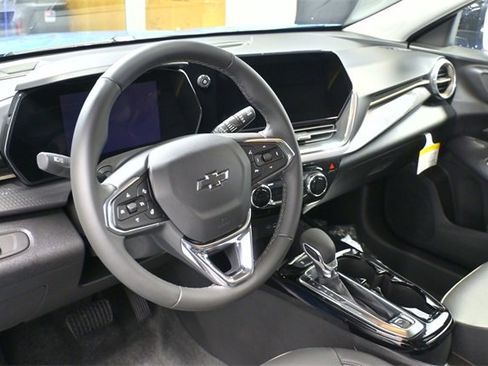 New 2026 Chevrolet Trax ACTIV w/ Driver Confidence Package image 16