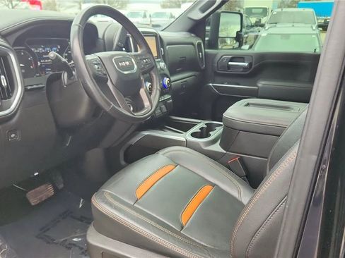 Used 2022 GMC Sierra 2500 AT4 w/ AT4 Premium Plus Package AWD/4WD image 25
