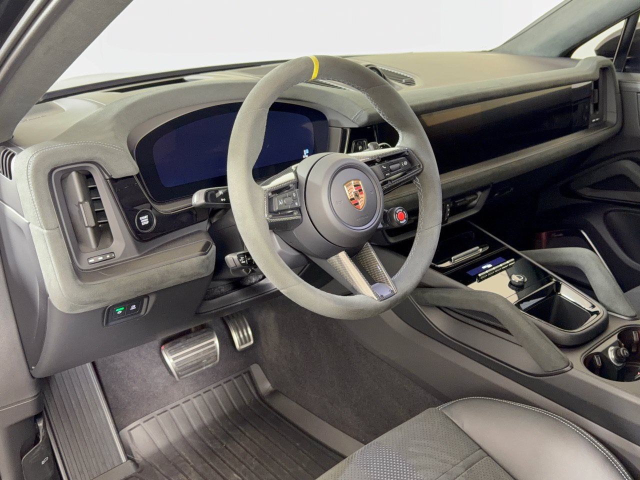 Certified 2025 Porsche Cayenne Turbo GT AWD/4WD image 4