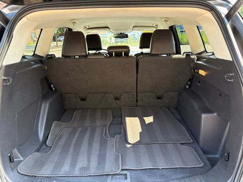 Used 2017 Ford Escape Titanium FWD image 29