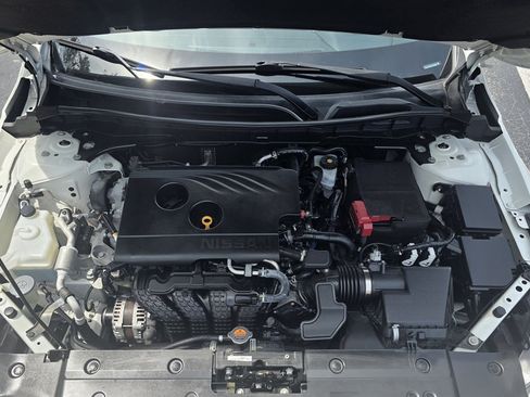 Used 2019 Nissan Altima 2.5 SV FWD image 18