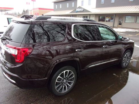 Used 2021 GMC Acadia Denali w/ Denali Ultimate Package image 5