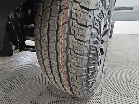 New 2026 GMC Canyon Elevation w/ Convenience Package image 45