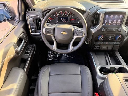 Used 2022 Chevrolet Silverado 1500 LTZ AWD/4WD image 20