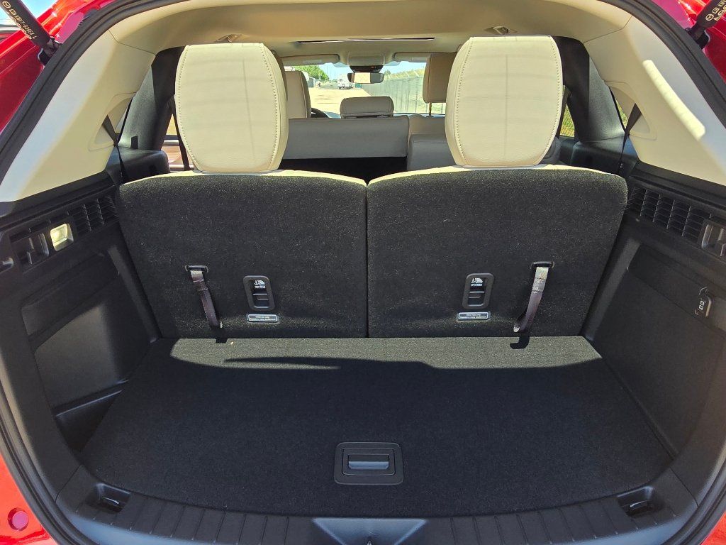 New 2026 MAZDA CX-90 Plug-In Hybrid w/ Preferred AWD/4WD image 29