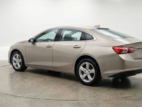 Used 2024 Chevrolet Malibu LT image 6