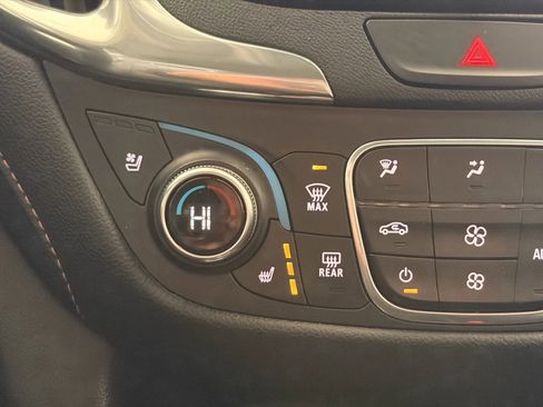 Used 2020 Chevrolet Equinox Premier image 26