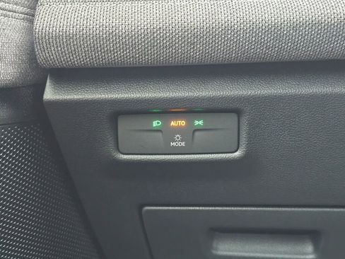 New 2026 Volkswagen Tiguan S image 25