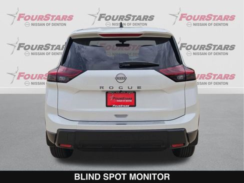 New 2026 Nissan Rogue SV FWD image 5