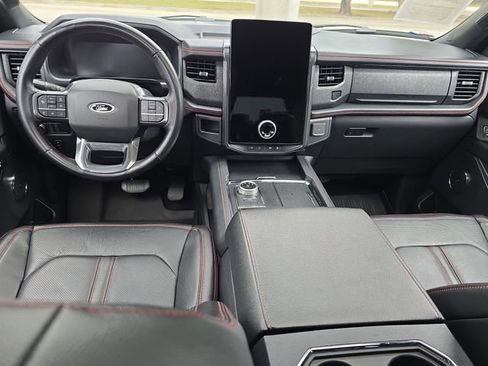 Used 2022 Ford Expedition Limited RWD image 17