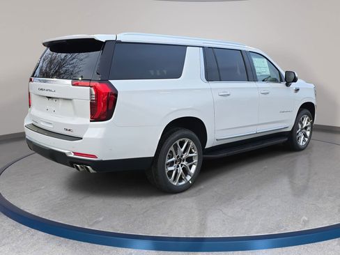 New 2026 GMC Yukon XL Denali AWD/4WD image 5
