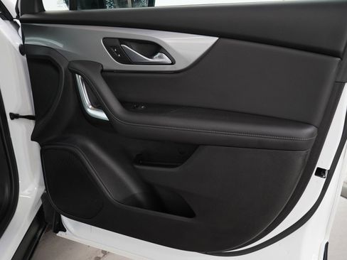 Used 2020 Chevrolet Blazer LT w/ Redline Edition image 9