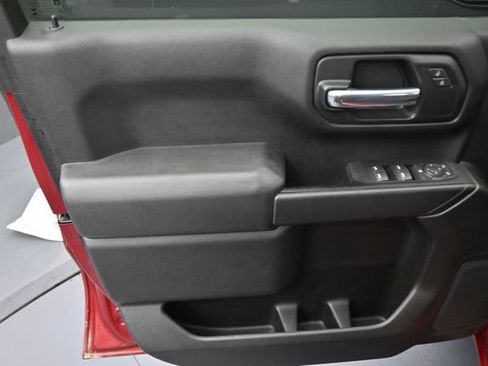 Used 2020 Chevrolet Silverado 1500 Custom w/ Custom Value Package AWD/4WD image 19