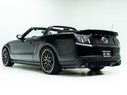 Used 2012 Ford Mustang Shelby GT500 w/ Electronics Pkg RWD image 19