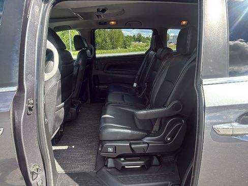 Used 2022 Honda Odyssey Touring image 23