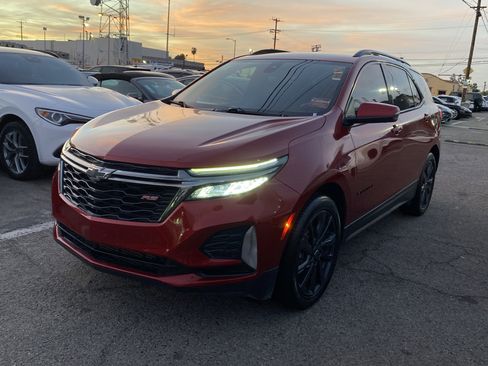 Used 2023 Chevrolet Equinox RS w/ RS Leather Package image 2