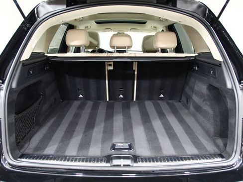 Used 2019 Mercedes-Benz GLC 300 4MATIC image 29