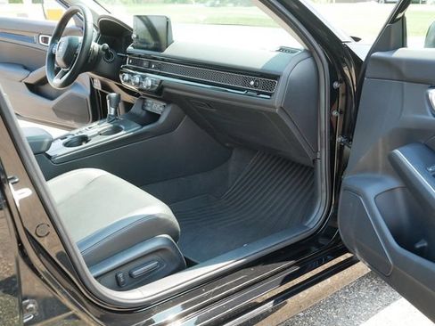 Used 2022 Honda Civic Touring image 20