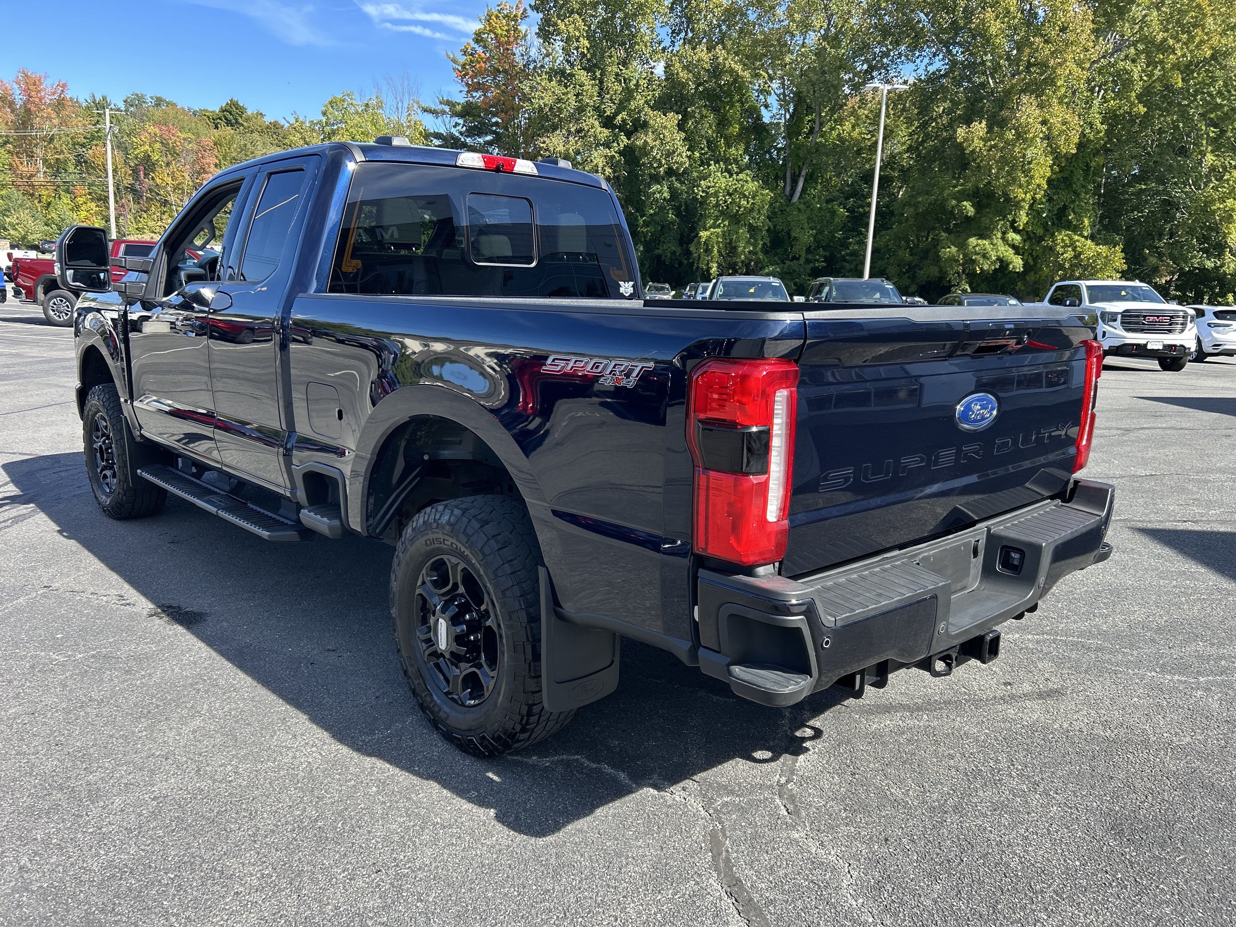 Used 2023 Ford F250 XLT w/ XLT Premium Package AWD/4WD image 8