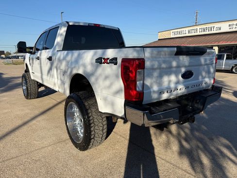 Used 2017 Ford F250 XLT image 5