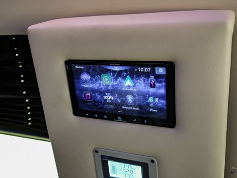 Used 2023 Mercedes-Benz Sprinter 3500 image 95