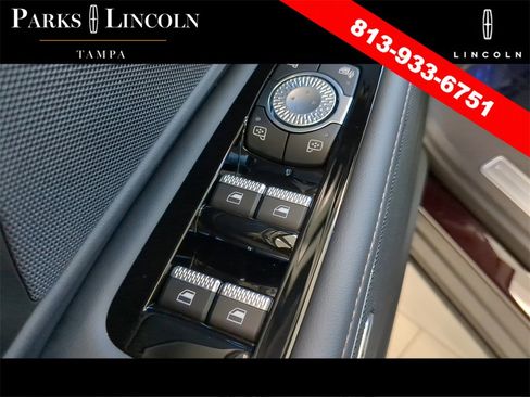 Certified 2025 Lincoln Nautilus Reserve w/ Jet Appearance Package image 17