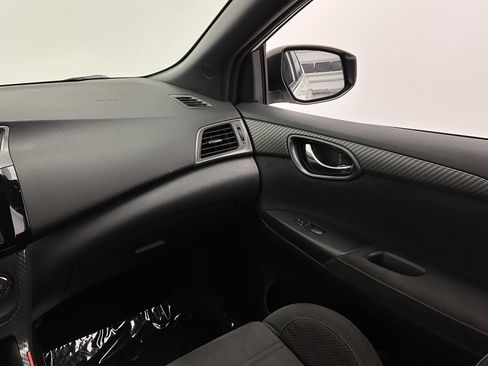 Used 2017 Nissan Sentra NISMO image 27