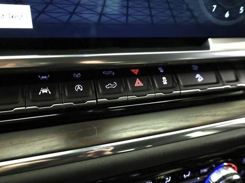 Used 2023 GMC Sierra 1500 SLT w/ SLT Premium Package image 20