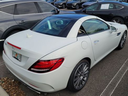 Used 2020 Mercedes-Benz SLC 300 image 10