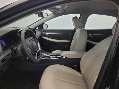 Used 2023 Hyundai Sonata SE w/ Cargo Package FWD image 17