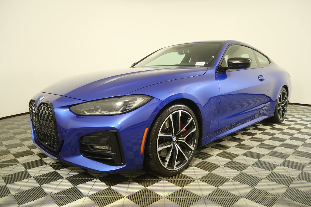Used 2023 BMW 430i Coupe w/ M Sport Package RWD image 9