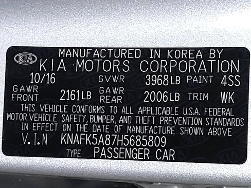 Used 2017 Kia Forte LX image 33