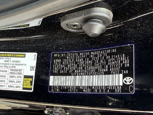 Used 2025 Toyota Corolla LE FWD image 33