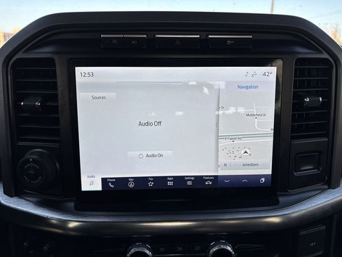 Used 2021 Ford F150 Lariat image 39