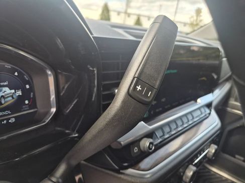 Used 2024 Chevrolet Silverado 1500 LT AWD/4WD image 23