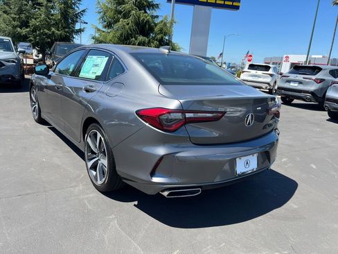 Used 2025 Acura TLX w/ Technology Package FWD image 8