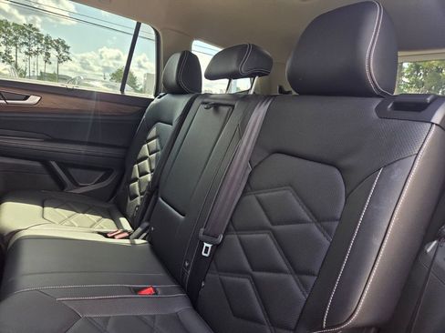 Used 2026 Volkswagen Atlas SE FWD image 24